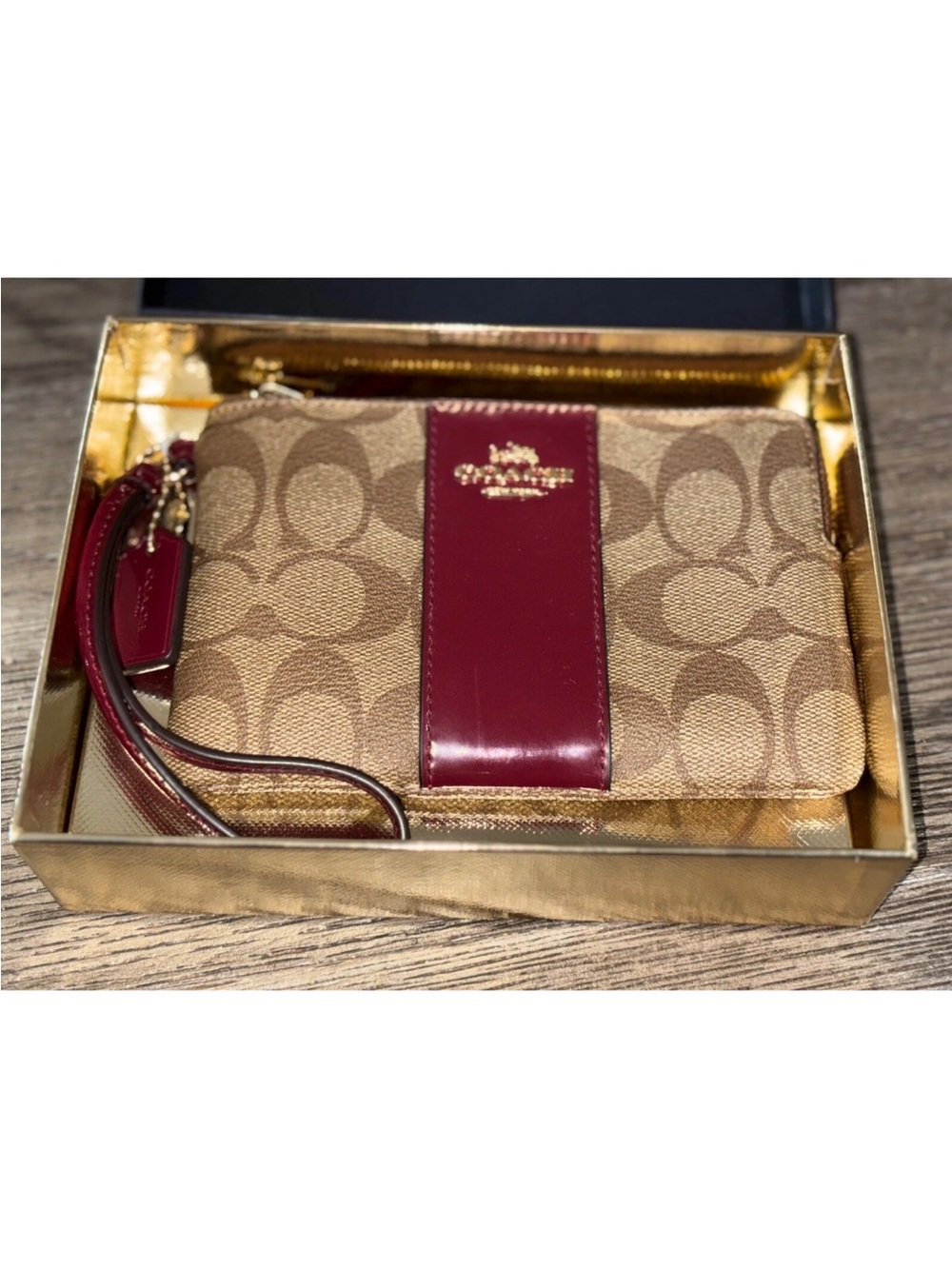 Coach Signature Wristlet Khaki & Burgundy Includes Gift Box - Picture 3 of 5